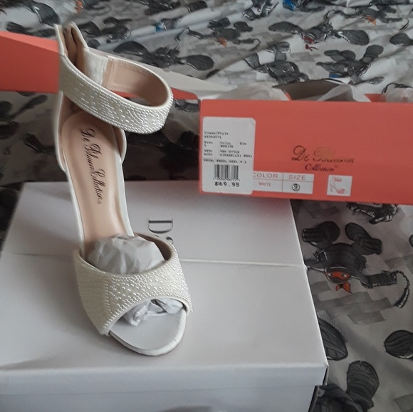 David's Bridal Shoes - David's Bridal faromal and wedding shoes